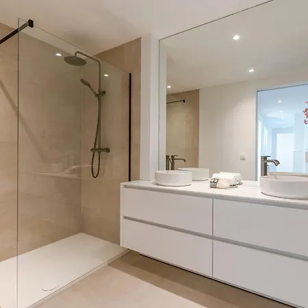 Huswell - New Penthouse With & Harbour Views 펜션 오스텐드